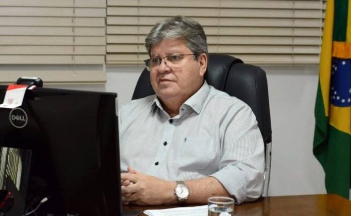 João Azevêdo se reúne com deputados no Palácio da Redenção nesta segunda