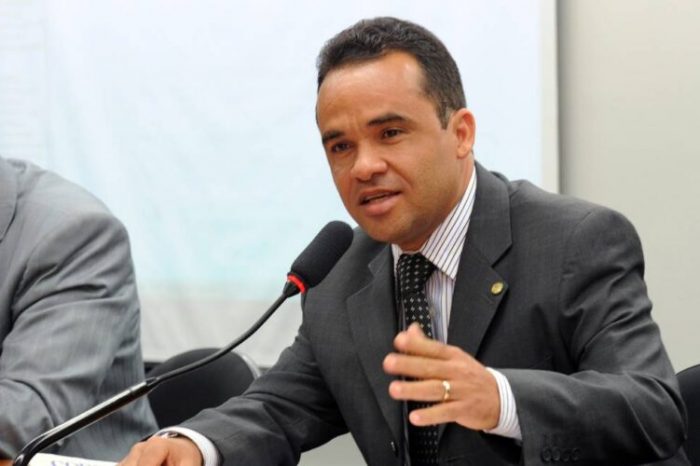 No páreo: Paraíba pode ter ex-deputado federal na disputa pelo governo; candidato ao Senado na chapa já está definido