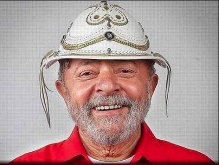 Lula abre 17% sobre Bolsonaro no segundo turno e fica a 0,5% de vencer no primeiro turno