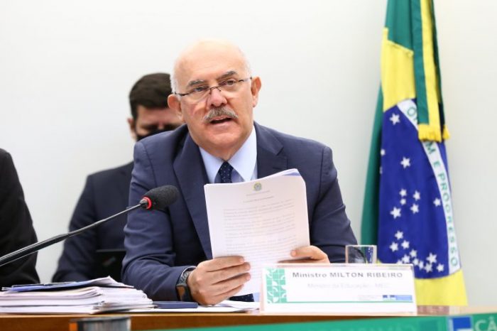 Toffoli remete processos contra ex-ministro da Educação, Milton Ribeiro, à Justiça Federal