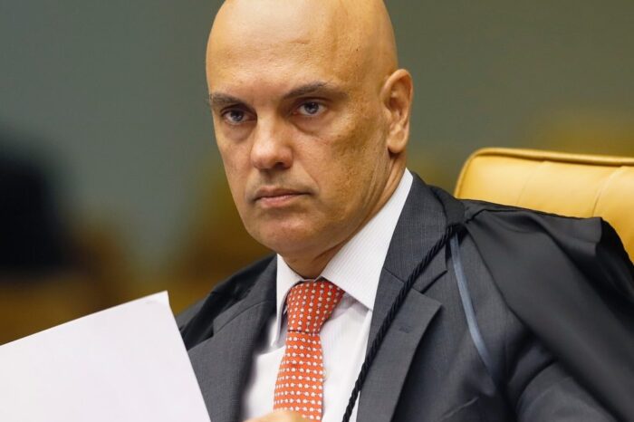 Quem atacou a democracia será responsabilizado, diz Moraes em discurso