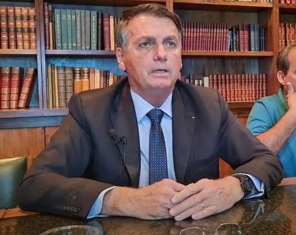 TSE nega pedido para tirar sigilo de investigação contra Bolsonaro