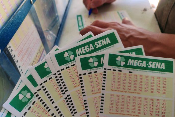 Mega-Sena acumula novamente e prêmio sobe para R$ 43 milhões
