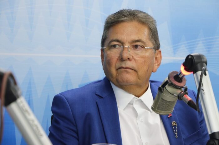 ‘Eu não tenho dúvidas que Romero Rodrigues será candidato’, diz Adriano sobre disputa para prefeito de Campina em 2024
