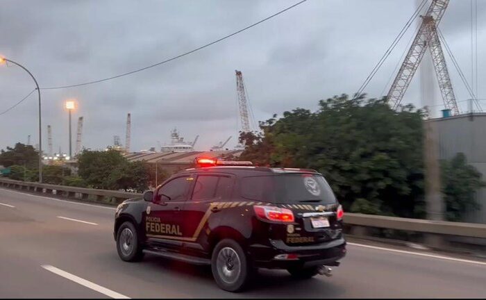 Polícia Federal deflagra operação em combate à milícia na zona oeste do Rio de Janeiro