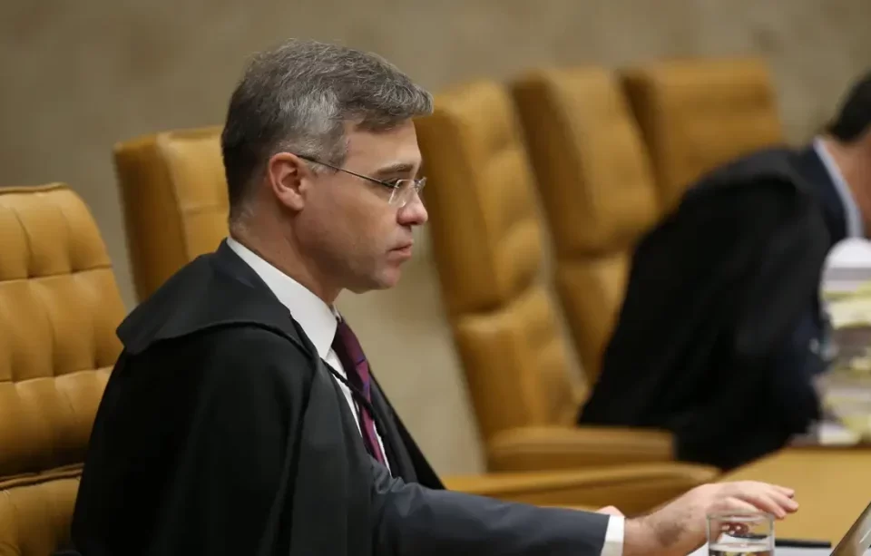 Ministro do STF, André Mendonça dá 60 dias para renegociação de acordos da Lava Jato