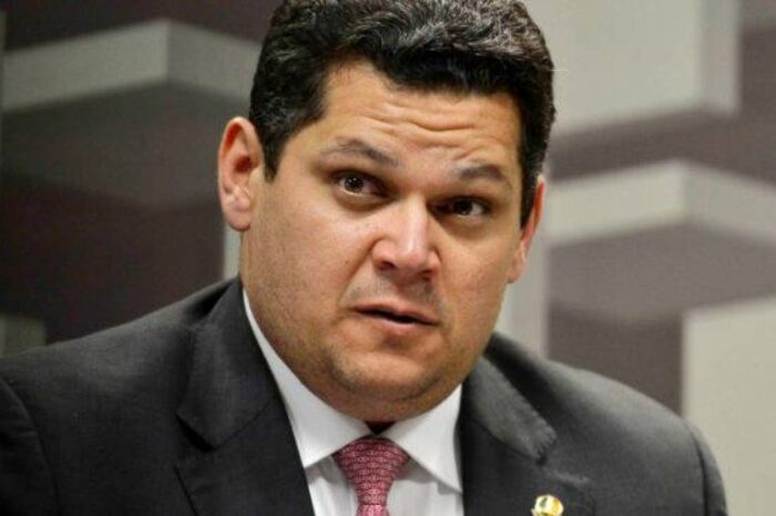 CPMI do INSS: Alcolumbre adia sessão do Congresso para 17 de junho