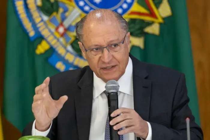Alckmin diz que Lula pediu suspensão de tarifa de 40% a Trump e que Rubio não é problema