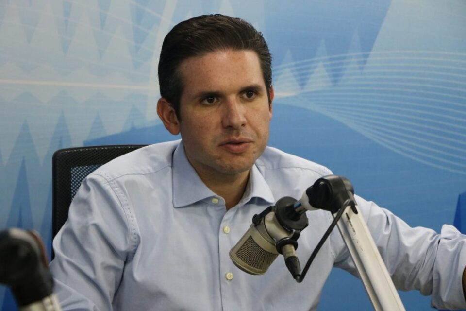 Hugo Motta diz que Câmara vai analisar se PEC do fim da escala 6×1 é constitucional